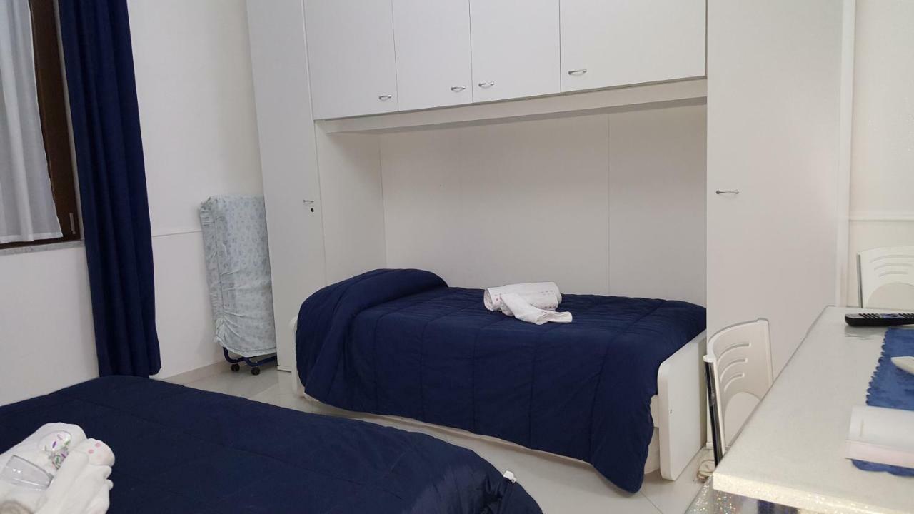 Al Porticciolo Bed & Breakfast Salerno Exterior foto