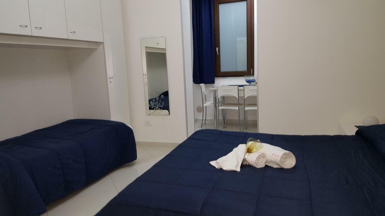 Al Porticciolo Bed & Breakfast Salerno Exterior foto
