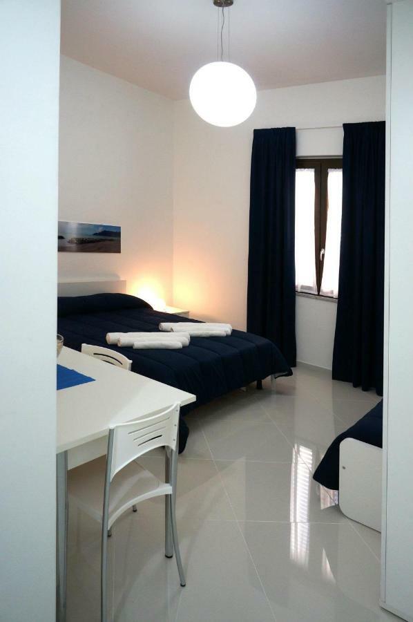 Al Porticciolo Bed & Breakfast Salerno Exterior foto