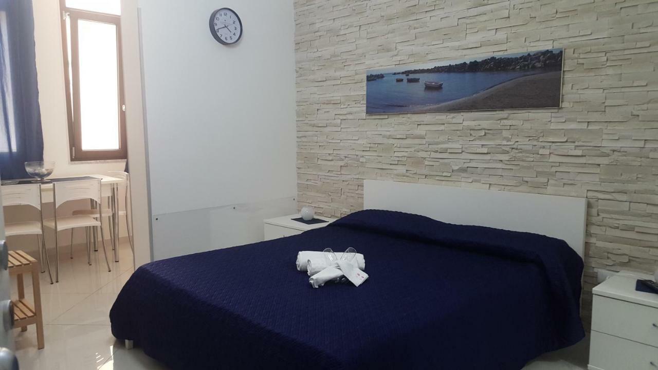 Al Porticciolo Bed & Breakfast Salerno Exterior foto