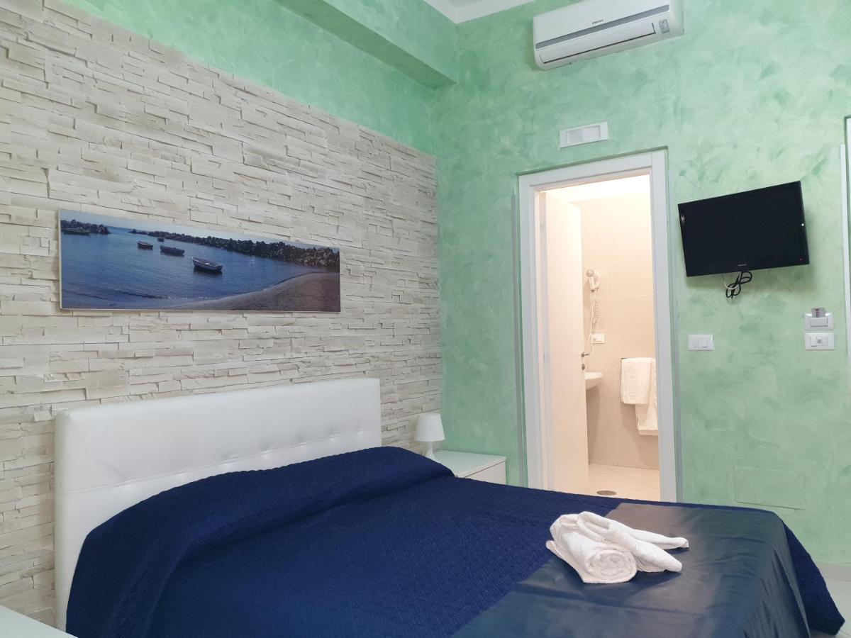 Al Porticciolo Bed & Breakfast Salerno Exterior foto