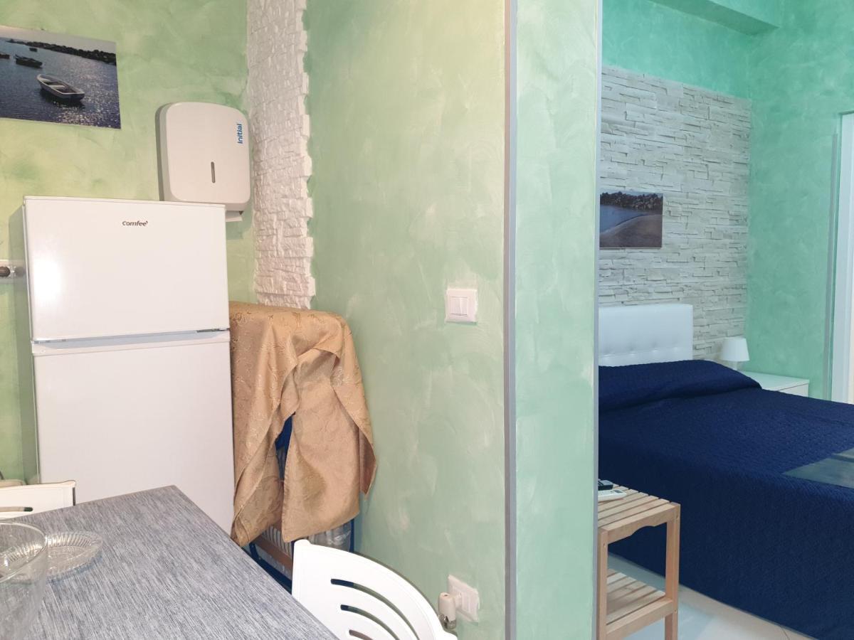 Al Porticciolo Bed & Breakfast Salerno Exterior foto