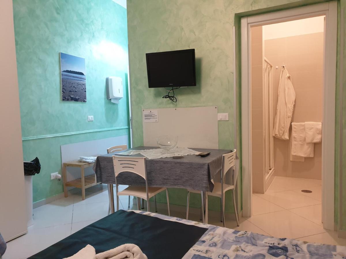 Al Porticciolo Bed & Breakfast Salerno Exterior foto